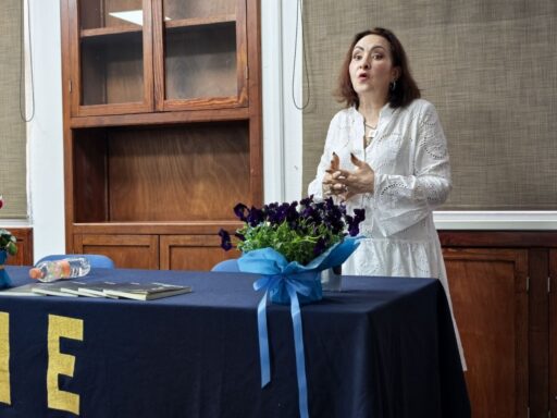 photo_5116308980694191266_y