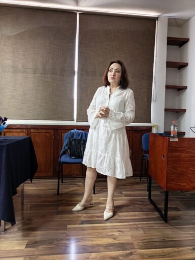 photo_5116308980694191269_y